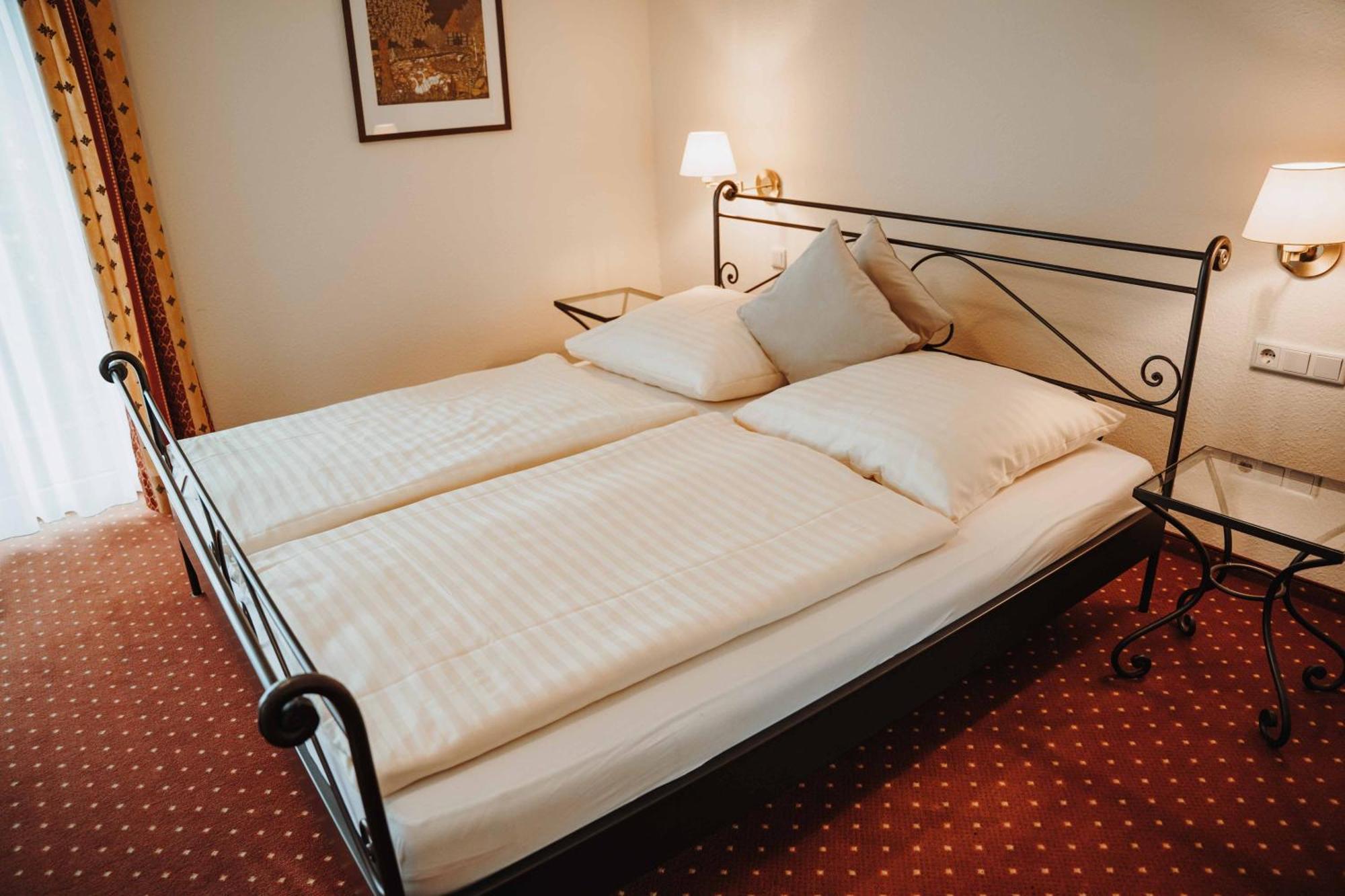 Hotel Am Wallgraben ブリーロン 部屋 写真
